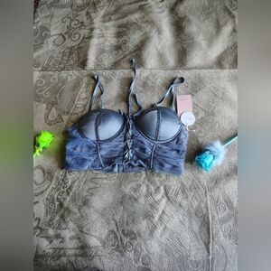 Chic Gray Mesh Underwire Bra